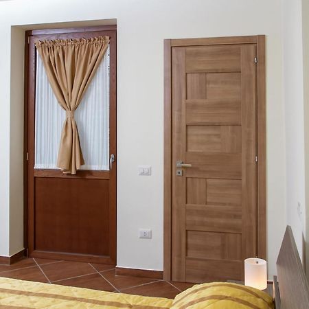 Affittacamera La Dormiente Torrecuso Exteriör bild